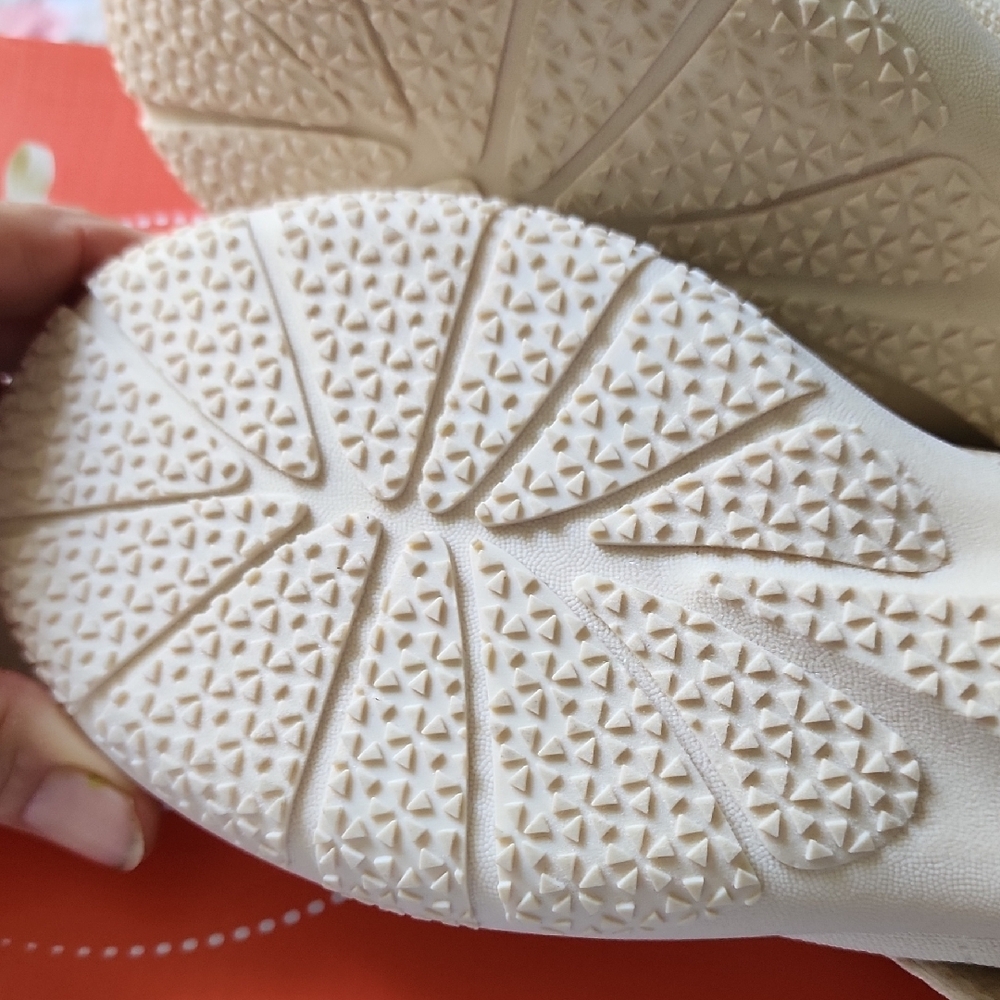 Women's Cream Athletic Shoes - Picture 12 of 12